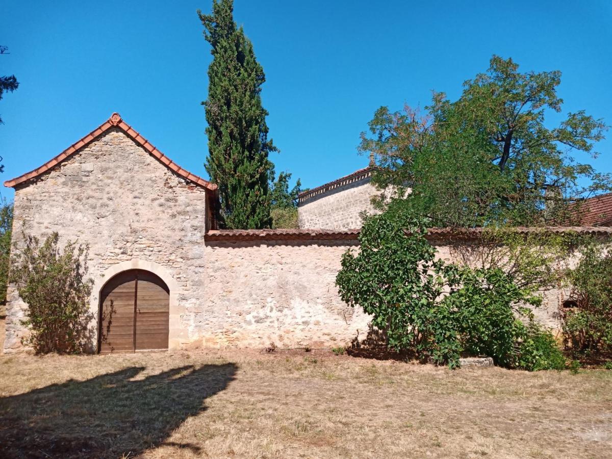 Les Granges De L Abbaye Acomodação com café da manhã Ginals Exterior foto